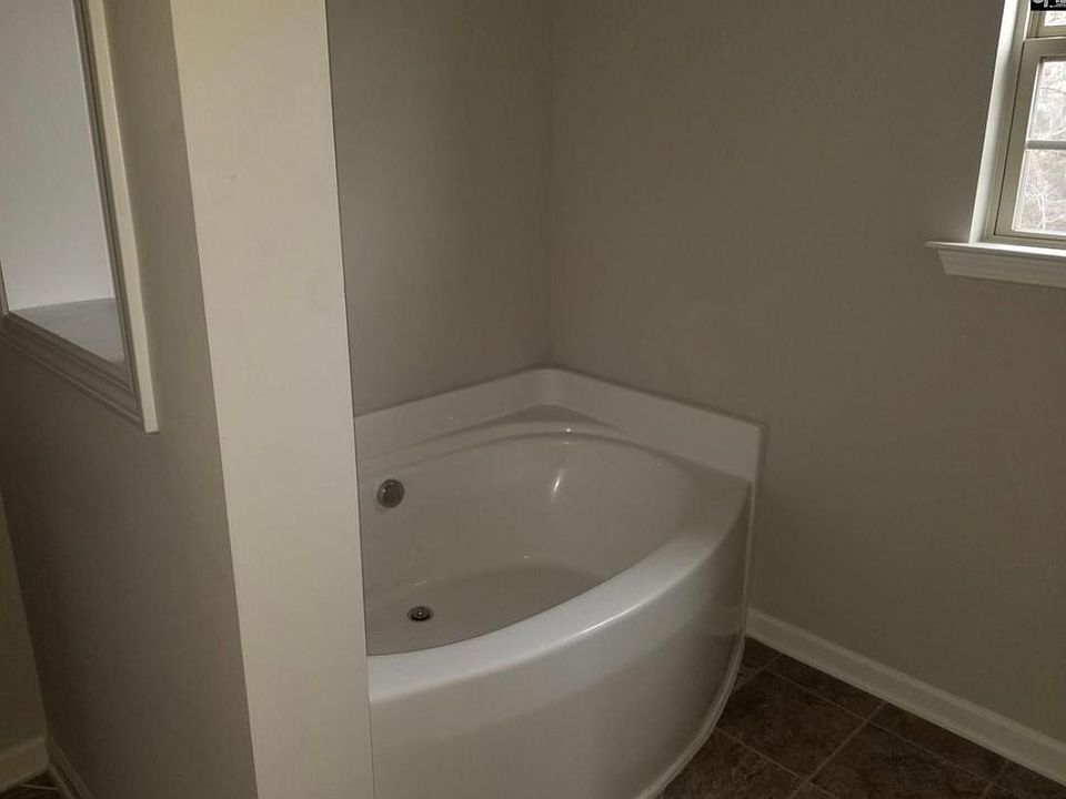 1st image of 630 Kimpton Dr