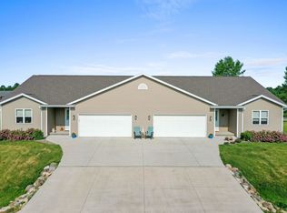 405 Tristan Dr, Shawano, WI 54166