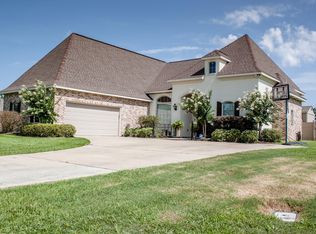 33 Scenic Meadow Dr, Carriere, MS 39426