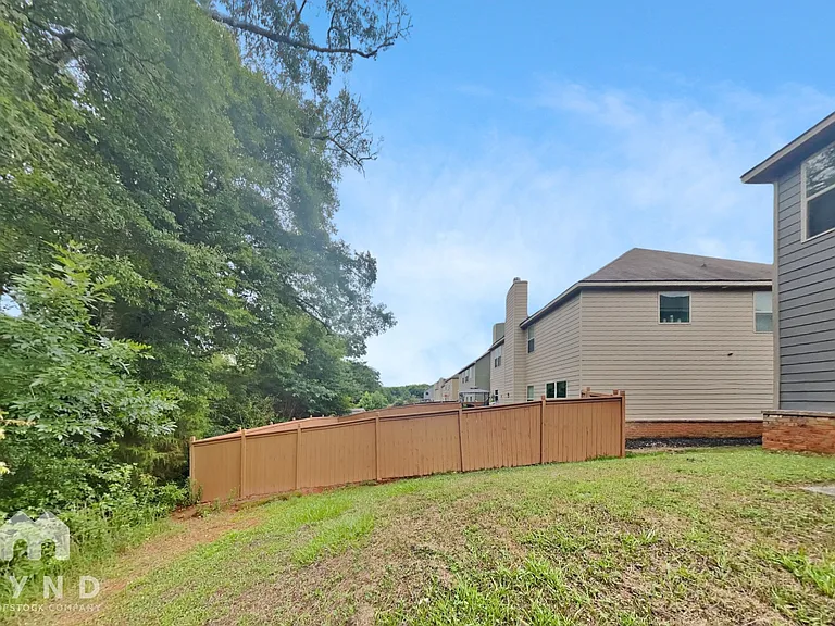 9028 Holder Rd — Photo 19