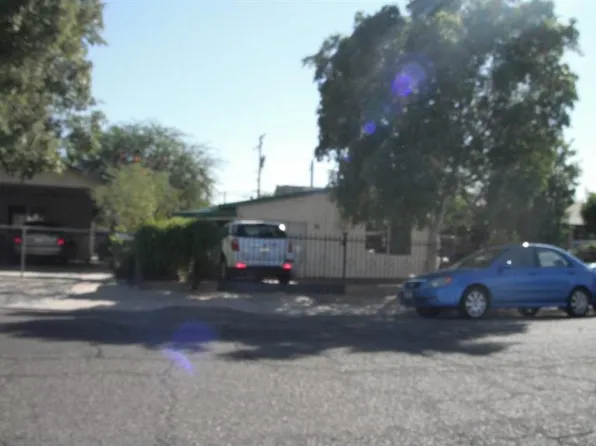 910 E 5th St, Calexico, CA 92231