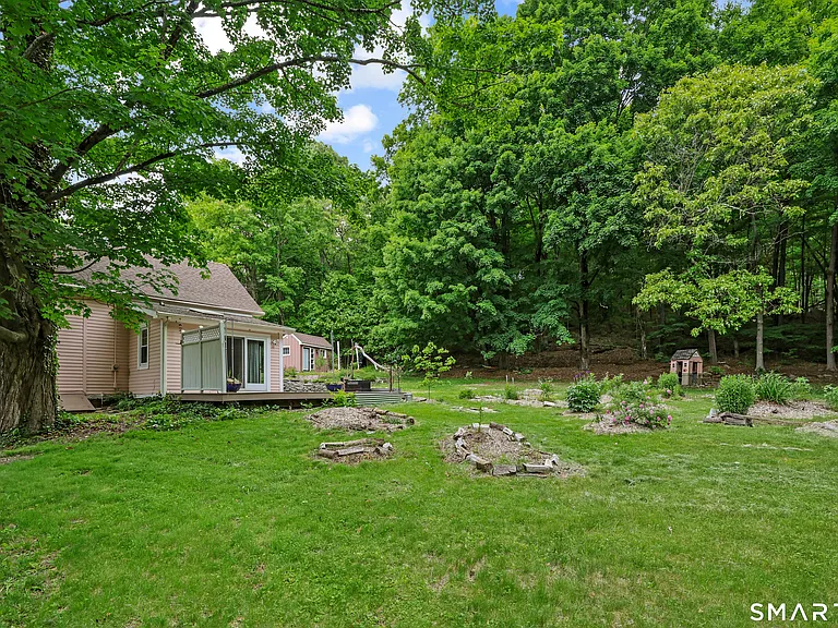 917 Hopewell Rd — Photo 35