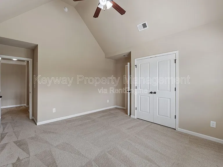 6017 Reynolds Cir — Photo 30