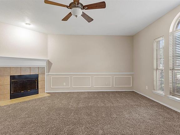 4th image of 522 Covent Garden Pl