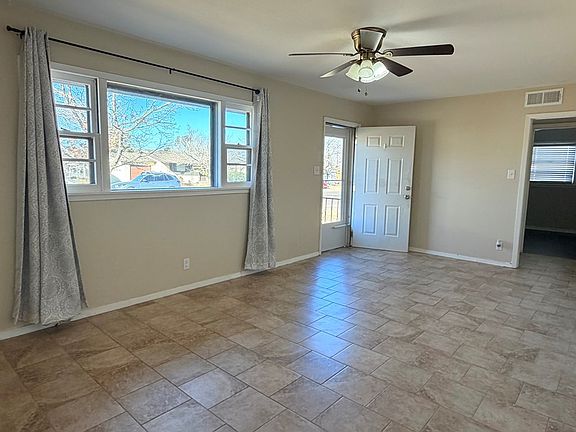 3rd image of 2434 Beechwood St