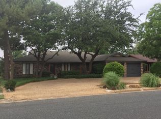 7706 Lynnhaven Ave, Lubbock, TX 79423