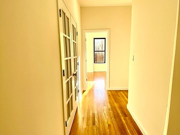 5th image of 517 E 82nd St #5CD