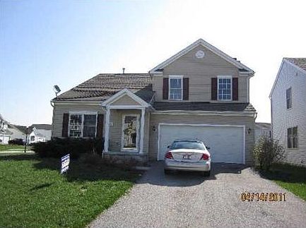 1st image of 484 Lilyfield Ln