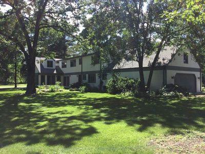 109 N Old Oak Dr, North Barrington, IL, 60010