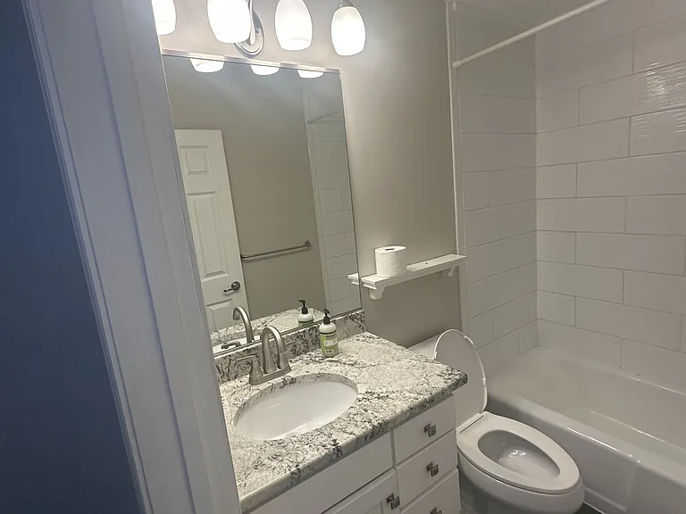 4380 Brookside Ct — Photo 15