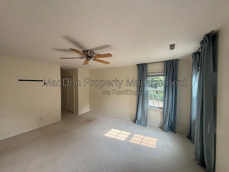 428 Ingleside Dr — Photo 38
