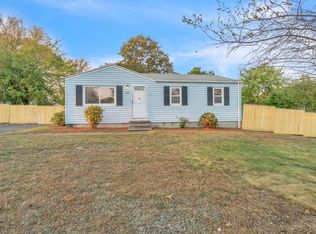 139 Moss Rd, Springfield, MA 01119