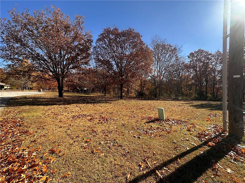 1st image of Rolling Hills Ln #14