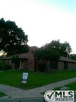 1st image of 601 Branch Hollow Cir