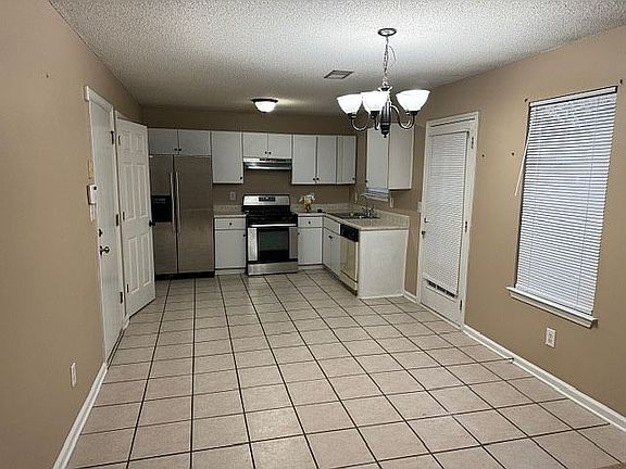 5th image of 3711 Salem Chapel Dr