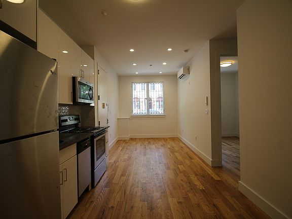 2nd image of 726 Monroe St APT 1F