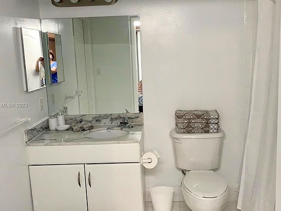 5th image of 1200 Brickell Bay Dr APT 3208