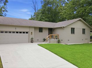 5 Rockhill Ln, Bella Vista, AR 72715