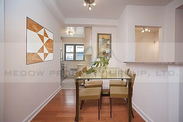 Rented by Medow Property | media 1