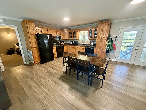 4th image of 682 New Bildad Rd