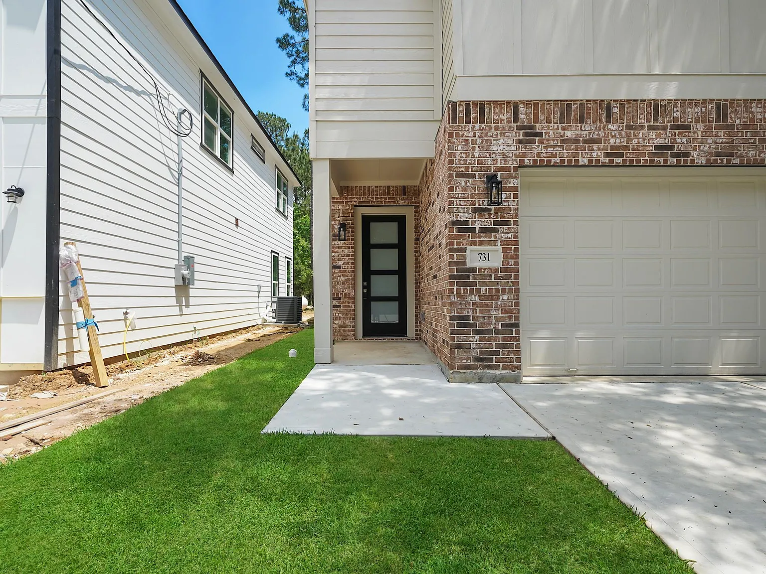 3 bed, 2.5 bath, $2,000 — Photo 4