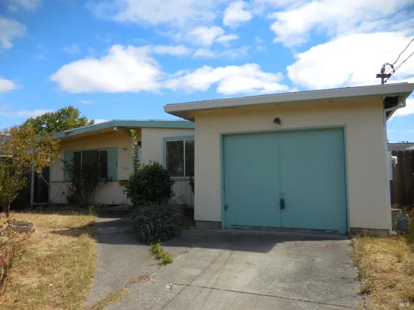 1433 Lockwood Drive, Ukiah, CA 95482