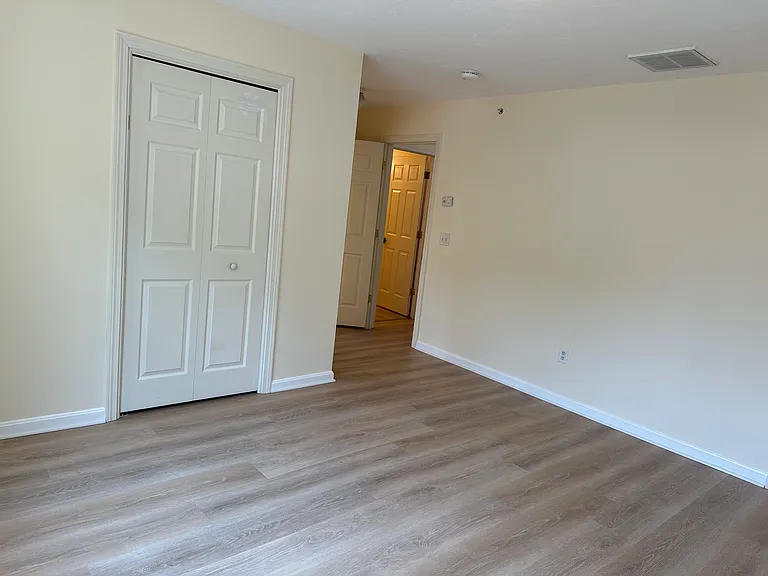 525 Water St #3 — Photo 13