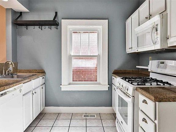 4th image of 5359 Reber Pl