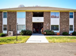 1707 N Main St APT 2, Mount Airy, NC 27030
