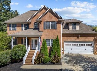 122 Blossom Hill Ct, Mocksville, NC 27028