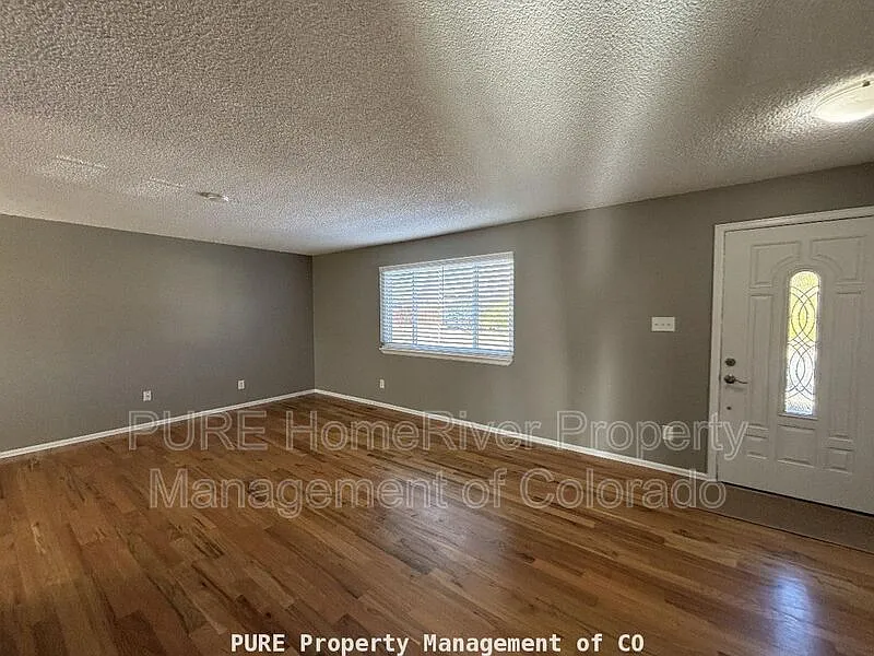 3 bed, 2.5 bath, 1667 sqft, $2,750 — Photo 3