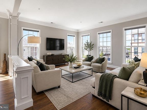 2nd image of 20659 Sibbald Sq