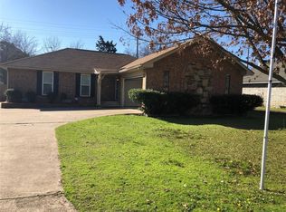 726 Lakeside Dr, Duncanville, TX 75116