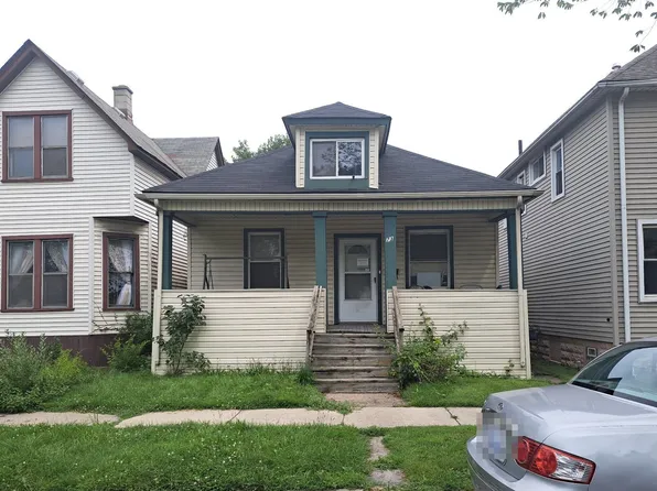 73 Oak St, River Rouge, MI 48218