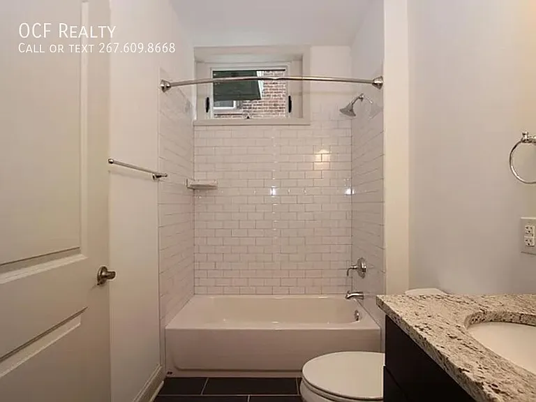 1310 Spruce St #102 — Photo 7