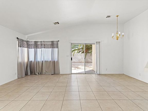 5th image of 1811 Giant Pine Ave