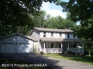 64 Thorny Apple Dr, Hunlock Creek, PA 18621