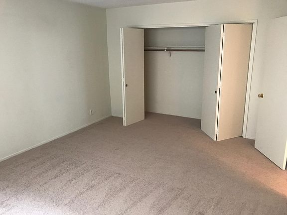 3rd image of 2513 2nd St #103