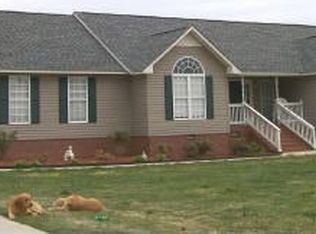 125 Lake Ridge Ln, Guntersville, AL 35976