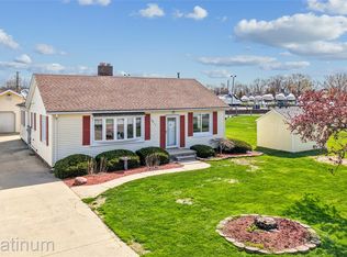 7811 Alexandria Dr, Fair Haven, MI 48023