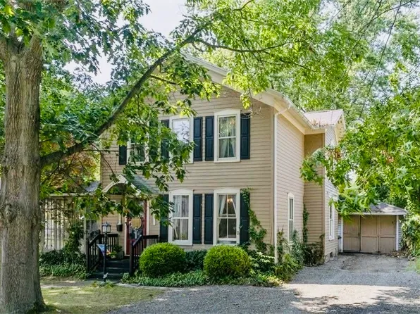 29 Robie St, Bath, NY 14810