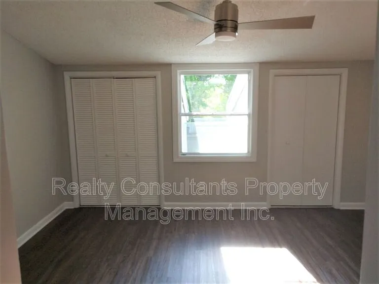 604 E Iredell Ave #5 — Photo 11