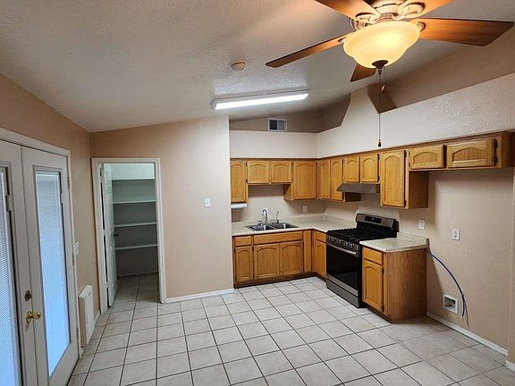 5th image of 9646 E 35th Pl