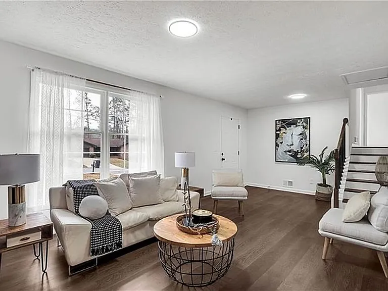 5114 Fawn Trl SE — Photo 4