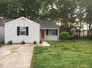 1413 Classic Chase Dr, Dalton, GA