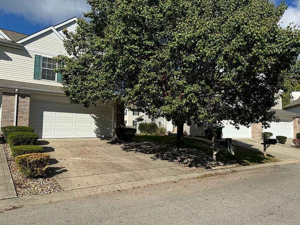 1st image of 9322 Eden Woods Ct