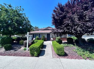 790 Carro Drive, Sacramento, CA 95825