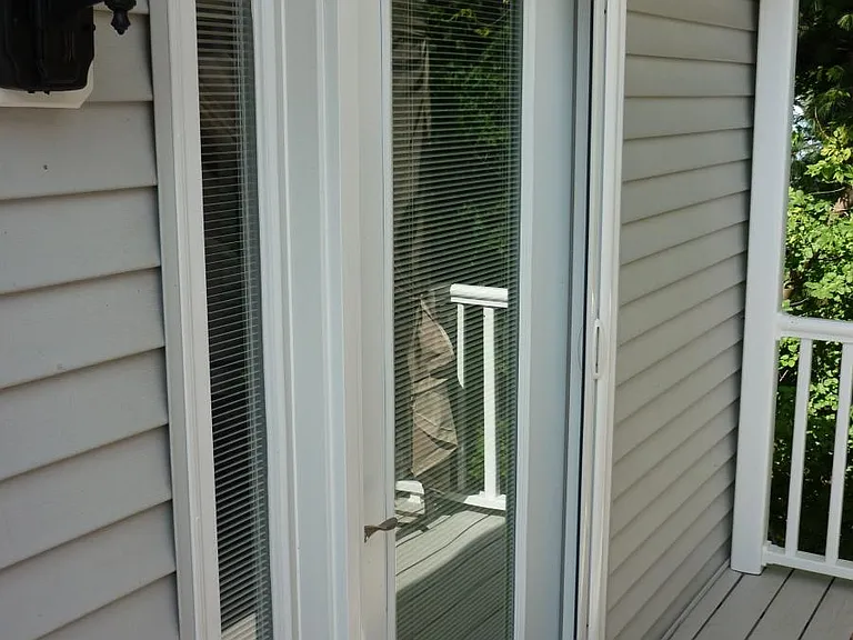 Mater Bedroom Deck Entry