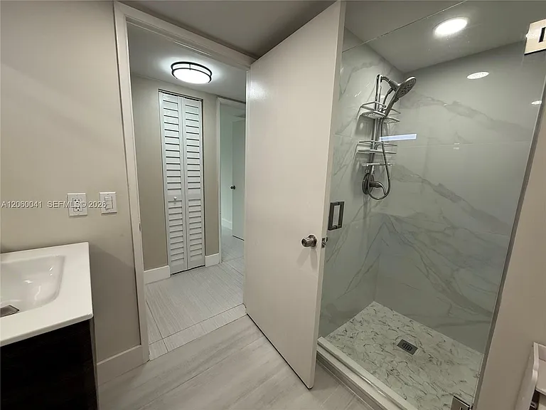 9405 Fontainebleau Blvd #113-22 — Photo 15