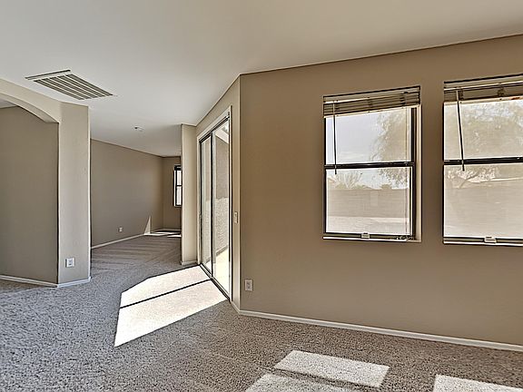 4th image of 46185 W Belle Ave